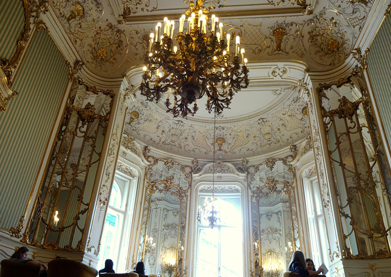 Fszk Weckheim palota vezető restaurátor Nagy Gábor László